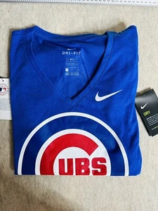 Chicago Cubs Nike Dri-Fit V-Neck Blue T-Shirt Women’s Small New With Tags - Picture 1 of 12
