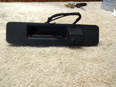 Mercedes GL450 2013-2016 maletero trasero portón trasero manija de liberación con cámara fabricante de equipos originales. Foto 1 de 3