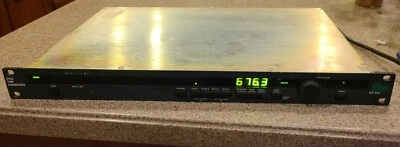 BSS TCS-804 Dual Time Corrector Digital Delay - Image 1 of 4