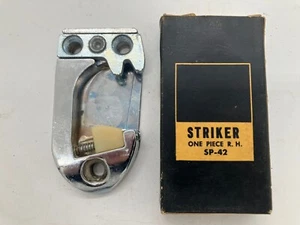 Cerradura de puerta derecha 54-65 GM BOWMAN PRODUCTS 4664963 SP42 - Imagen 1 de 4