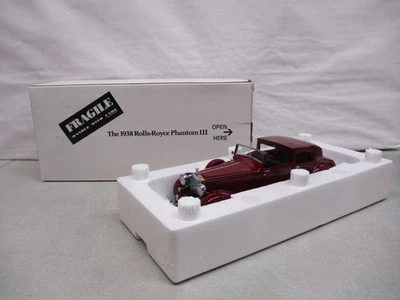 Danbury Mint 1938 Rolls Royce Phantom III - Image 1 of 4