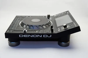 Denon DJ SC5000 Prime Controller - Standalone DJ media player with touchscreen - Picture 1 of 10
