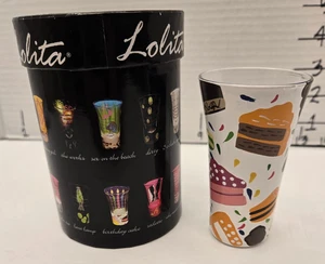 Lolita Party Shots/Geburtstagstorte/2 Unzen handbemaltes Schnapsglas/Rezept auf der Vorderseite - Bild 1 von 8