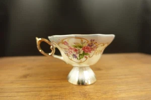 Pedestal Floral Tea Cup - Picture 1 of 10