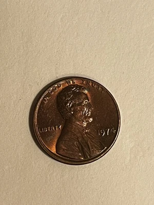 1974 P Lincoln Memorial Penny Obverse Slightly Off-Center Error Coin - Image 1 of 2