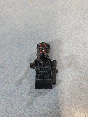 LEGO Star Wars First Order TIE Fighter Pilot Red Stripes Minifigure sw0860 75179 - Image 1 of 4