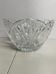 Vintage handgeschliffen 24 % Bleikristall Tulpenform Schale 6" Höhe x 9" Breite - Bild 1 von 6