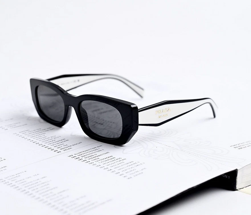 Nuevo 2025 PRADA Mujeres Gafas de sol PR B05S 09Q-08Z Auténtico Estuche con marco Italia Foto 1 de 4