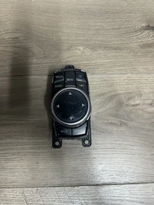 BMW 2015 528i  iDRIVE MEDIA SWITCH CONTROLLER MOUSE 6582 9320288-02 - Picture 1 of 5