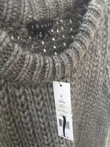 NWT THEORY Disora B Chunky Knit Wool Blend Crew Neck Light Gray Sweater - Picture 1 of 5