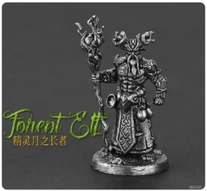 Juegos de guerra Forest ELF Moon Elder miniaturas de metal mazmorras y dragones juguetes - Imagen 1 de 3