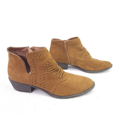 Qupid Brown Suede Western Booties Open Side Ankle Boots Shoes Size 7 - Image 1 of 4