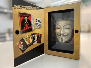 V For Vendetta Two Disk Collector’s Edition DVD Includes “V” Mask - Imagen 1 de 4