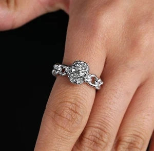 JB12 Skull Head Silver Plated Alloy Punk Rock Goth Chain Adjustable Fashion Ring - Bild 1 von 4