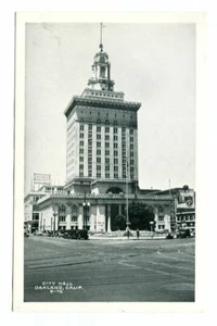 Vintage City Hall OAKLAND California BARDELL Photo POSTCARD! - Picture 1 of 2