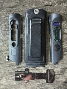 Genuine Motorola KT000032A01/NHN7014B APX6000-8000 Black Housing and Bracket - Picture 1 of 6