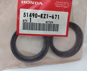 Honda Front Fork Seal Kit 51490-KZ3-821 XR250 XR250r. 1997..Genuine.Nos - Picture 1 of 1