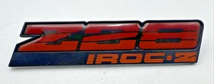 1982-92 Chevrolet Camaro IROC Z28 Dash Emblem Badge OEM Vintage - Foto 1 di 9