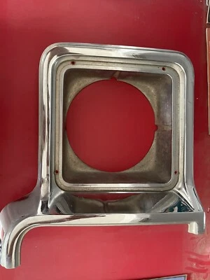 1973 - 1978 CHEVY TRUCK BLAZER C10 K10 ОБОДОК ФАРЫ RH OEM CHEVROLET #2 - Изображение 1 из 2