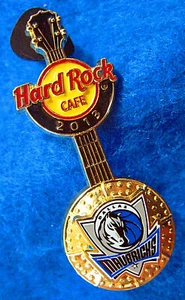 DALLAS MAVERICKS NBA BALONCESTO 3D PELOTA LOGOTIPO GUITARRA 2013 Hard Rock Café PIN LE - Imagen 1 de 1