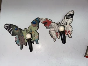 Dos ganchos decorativos para ropa de montaje en pared con forma de mariposa aspecto antiguo - Imagen 1 de 3