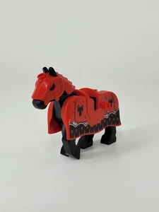 Lego Horse Armored Red Barding Gatehouse Raid Black Dragon Heads 13744pb01 11d - Picture 1 of 5