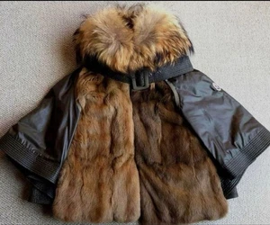 Moncler x sacai Raccoon Fur Down Poncho Jacket  Natural Fur Size M Excellent+ - Picture 1 of 24
