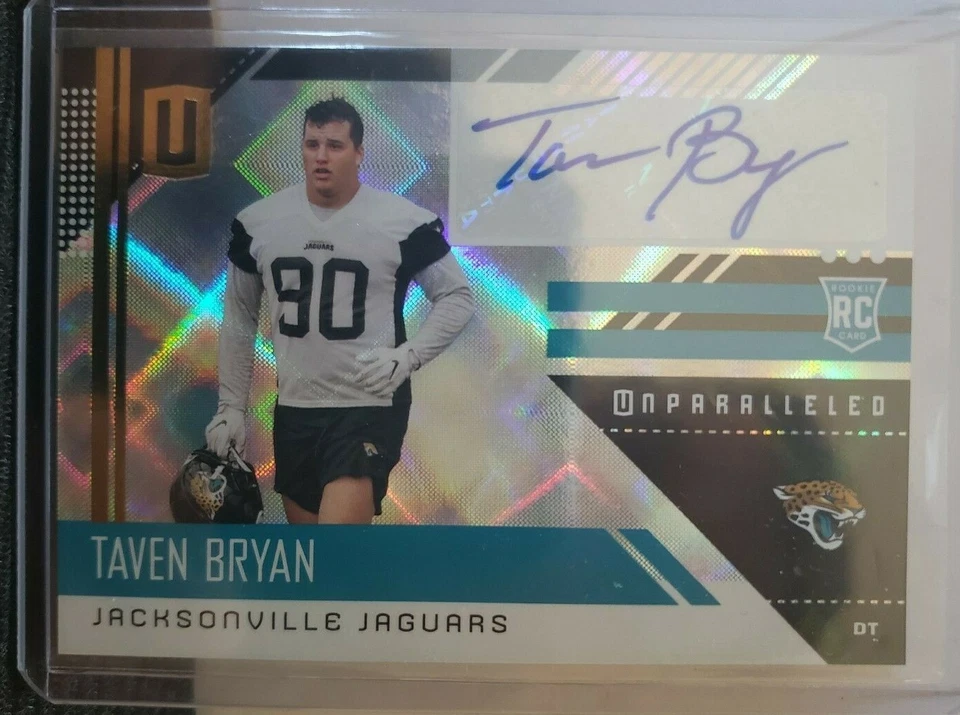 2018 Panini Unparalleled Taven Bryan Auto Rookie  - Image 1 of 1