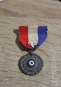 Robbins Co Attleboro Sterling American Legion Auxiliary Medal - Picture 1 of 9