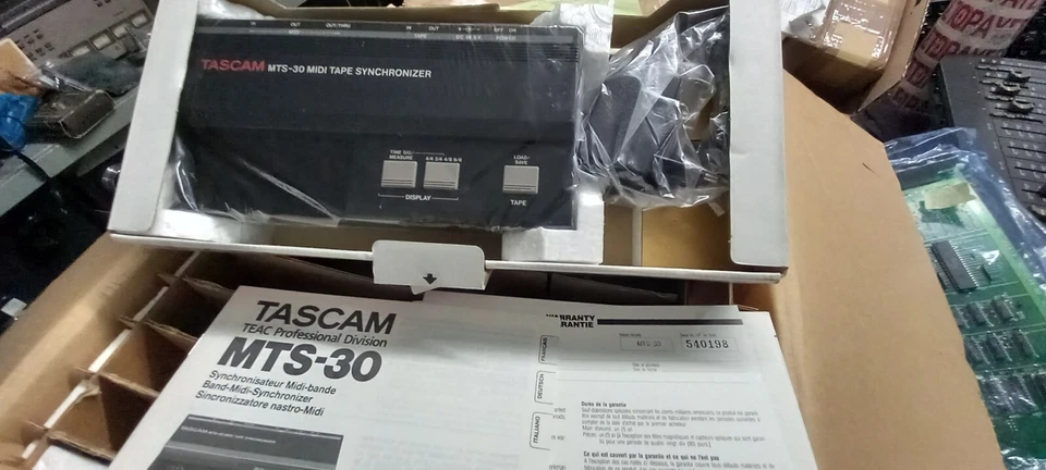 Nuovo Tascam MTS-30 MIDI Tape Synchronizer Vintage Pro Audio Equipment con scatola