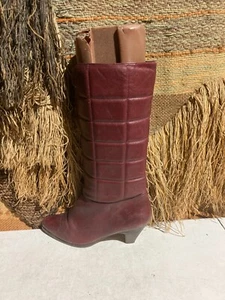 ETIENNE AIGNER Vintage 70s Quilted Boots 8.5M Red Burgundy Leather - Picture 1 of 8