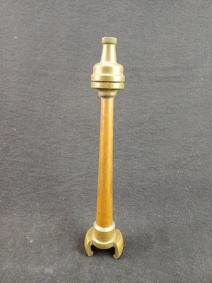Embout lance tuyau sapeur pompier arrosage laiton industrielle métier ancien - Photo 1/4