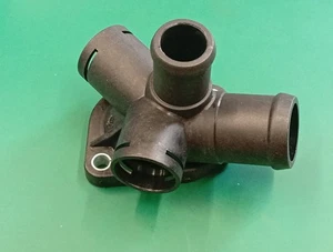 New Genuine VW Volkswagen, Audi, Seat, Skoda, Coolant Flange 050121133C - Picture 1 of 4