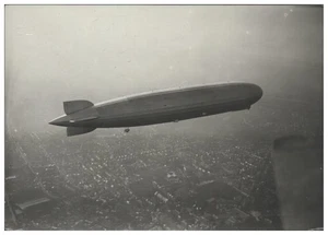 ZZ-2064/ Zeppelin über Stuttgart Foto Luftbild   17x 12 cm 1934 selten! - Bild 1 von 2
