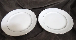 Winterling Carisma Par de Platos de Ensalada Borde Plateado #54 W. Alemania Baviera Usado en Excelente Condición - Imagen 1 de 8