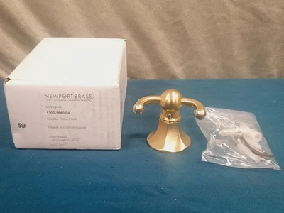 Gancho para bata Newport latón metrópole latón satinado 1200-1660/04 Foto 1 de 4