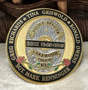 LAKEWOOD POLICE SERVICE CHALLENGE COIN - Picture 1 of 2