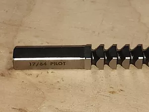 Dumont 1/4"" quadratische Druckbrosche 17/64"" Pilot quadratischer Lochschneider Maschinist NEU - Bild 1 von 6