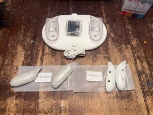 WORKS WITH Meta Quest 2/3 Compact Controller Charging Dock - Picture 1 of 2