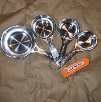 Vasos medidores de acero inoxidable Le Creuset, juego de 4, NUEVO Foto 1 de 4