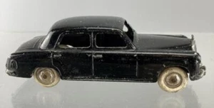 CIJ FRANCE - MERCEDES 220 IN BLACK - 1/43 SCALE SIZE - ALL DIECAST METAL - - Picture 1 of 5