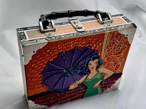 Vintage Bueno Cigar Box Purse/Handbag Lady W/ Umbrella Design Bead & Handle - Picture 1 of 12