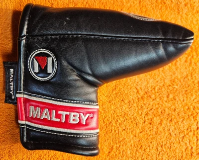 MALTBY BLADE PUTTER HEADCOVER NEGRO - ROJO - BLANCO CIERRE MAGNÉTICO Foto 1 de 4