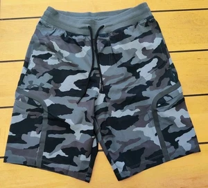 Under Armour Elite Cargo Shorts Men's Medium Gray Black Camo Print 1373868 001 - Picture 1 of 8