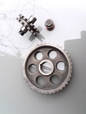 Mercedes Benz OM615 200 220 D Nockenwellenzahnrad Umlenkrolle Duplexkette - Bild 1 von 3