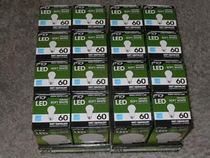 16 TCP LED A19 SOFT WHITE A19 DIMMABLE 2700K 60W 60 WATT 9.5 WATT LIGHT BULBS - Bild 1 von 3