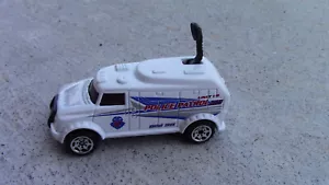Matchbox 2001 Police #51 Police Robot Truck Opening Side Door MINT LOOSE - Picture 1 of 4