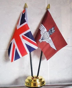 UNION JACK & PARACHUTE REGIMENT TABLE FLAG SET 2 flags GOLDEN BASE BRITISH ARMY - Picture 1 of 1