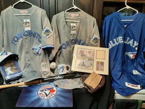 BLUE JAYS 1992 ROBERTO ALOMAR JERSEY  sz 52or56 & CAPS BAT & KIT BAG COOPERSTOWN Cover