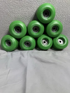 8 Road Rider Skateboard wheels Green With Bearings Pre-owned - Picture 1 of 8